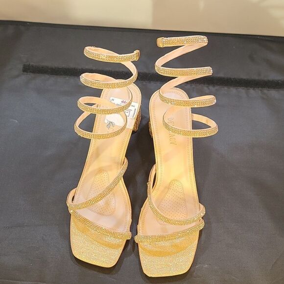 BRAND NEW DELICACY RHINESTONE DIAMOND CHUNKY HEEL PLATFORM SANDAL - Picture 1 of 15